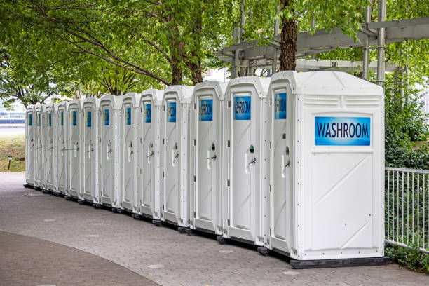 Affordable portable toilet rental in Elwood, IN