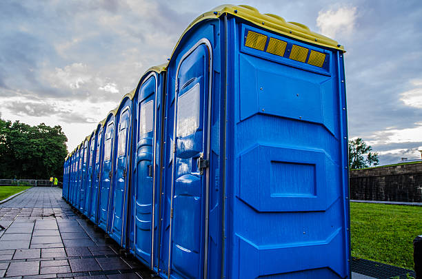 Best Porta potty delivery and setup  in Elwood, IN